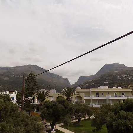 Manolis Apartmanhotel